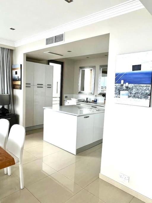 Apartman Spectacular 3br In *